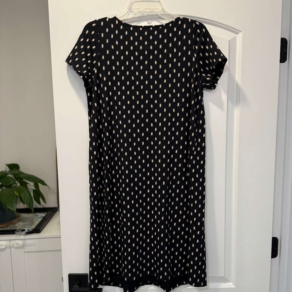 J.Jill new with tags black and ivory swing dress from Wearever collection size S